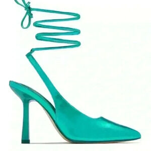 New Miss Lola lace up pumps woman size 8.5